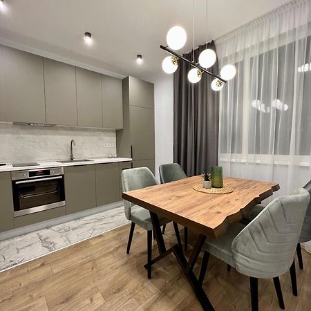 Vanquish Central Apartment Варна Екстер'єр фото