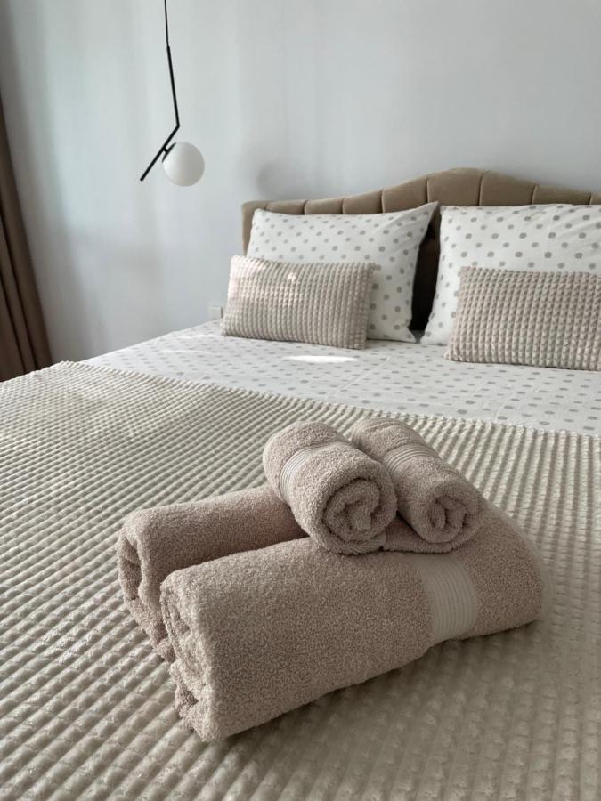 Vanquish Central Apartment Варна Екстер'єр фото