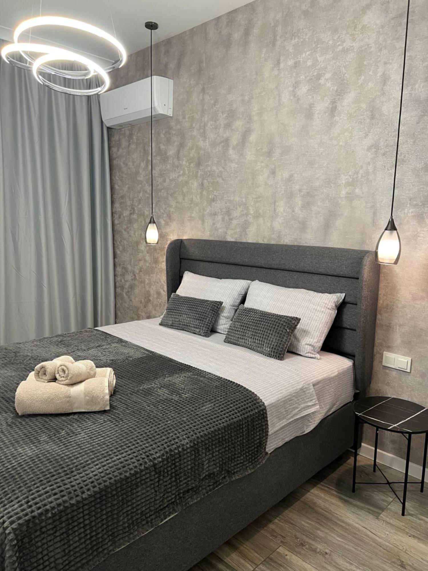 Vanquish Central Apartment Варна Екстер'єр фото